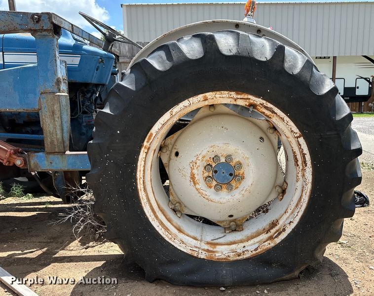 image for item OL9600 Ford 3000 tractor