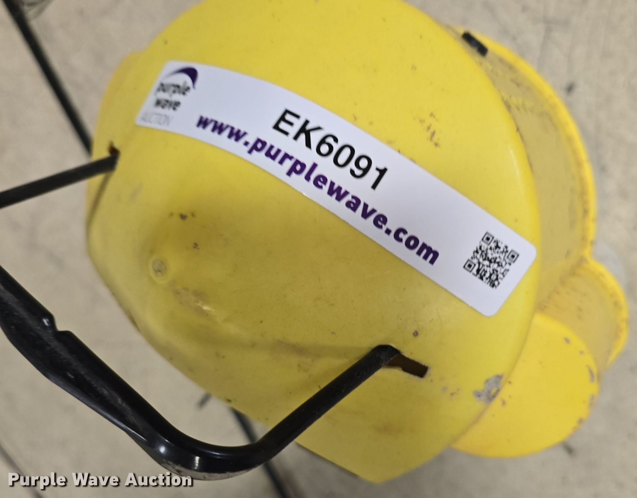 Fishing equipment in Junction City, KS Item EK6091 for sale Purple Wave