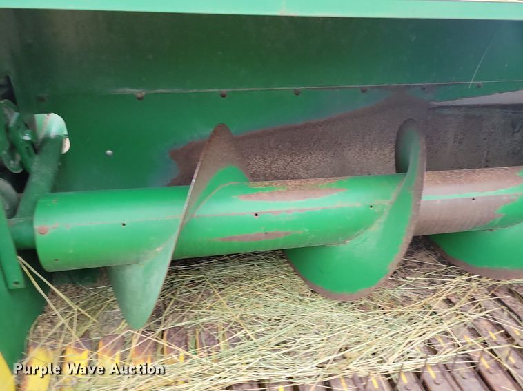 image for item DG0650 John Deere 348 small square baler