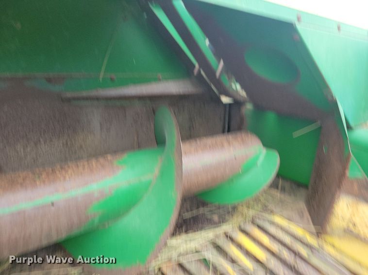 image for item DG0650 John Deere 348 small square baler