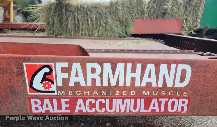 image for item DG0650 John Deere 348 small square baler