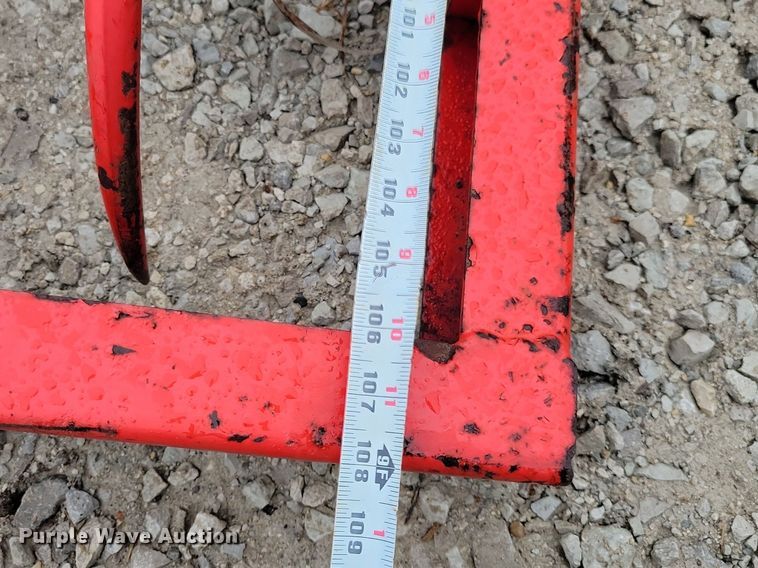 image for item DG0651 Westendorf skid steer bale accumulator grapple