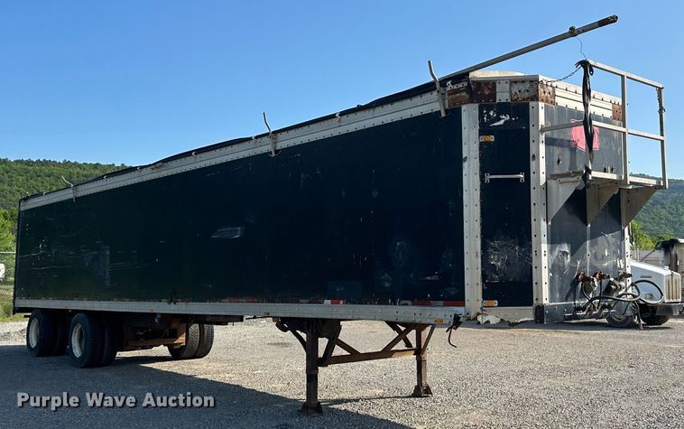 image for item DI0418 1993 Wilkins walking floor trailer
