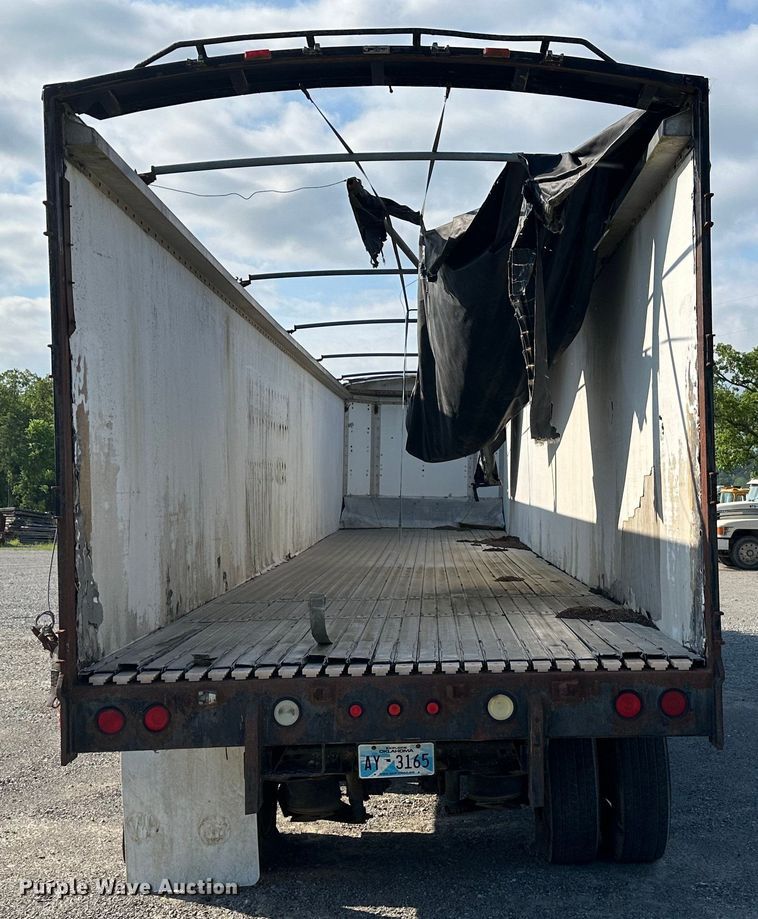 image for item DI0418 1993 Wilkins walking floor trailer