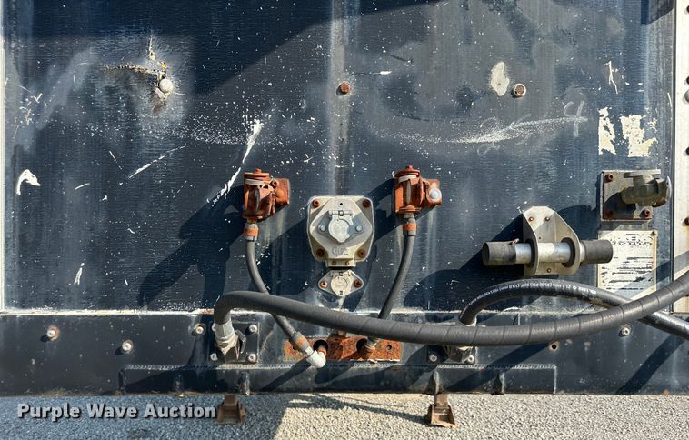 image for item DI0418 1993 Wilkins walking floor trailer