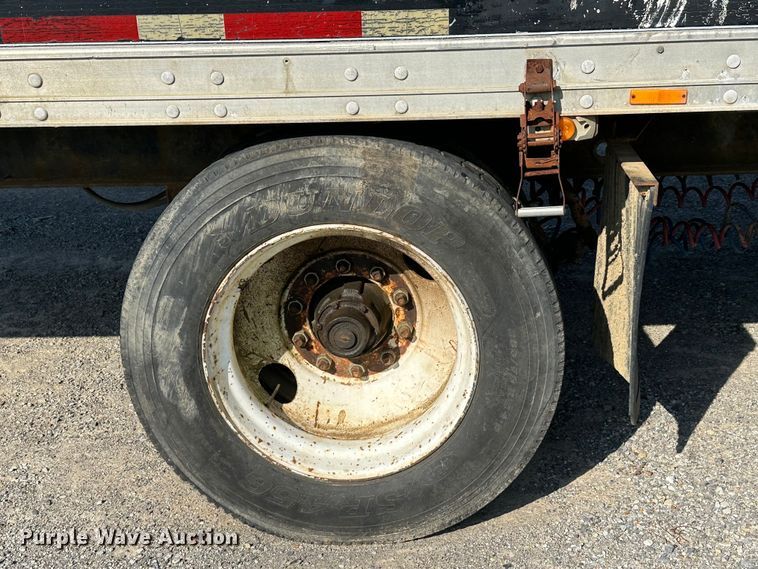 image for item DI0418 1993 Wilkins walking floor trailer