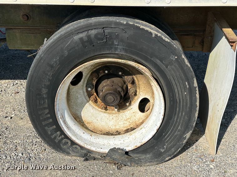 image for item DI0418 1993 Wilkins walking floor trailer