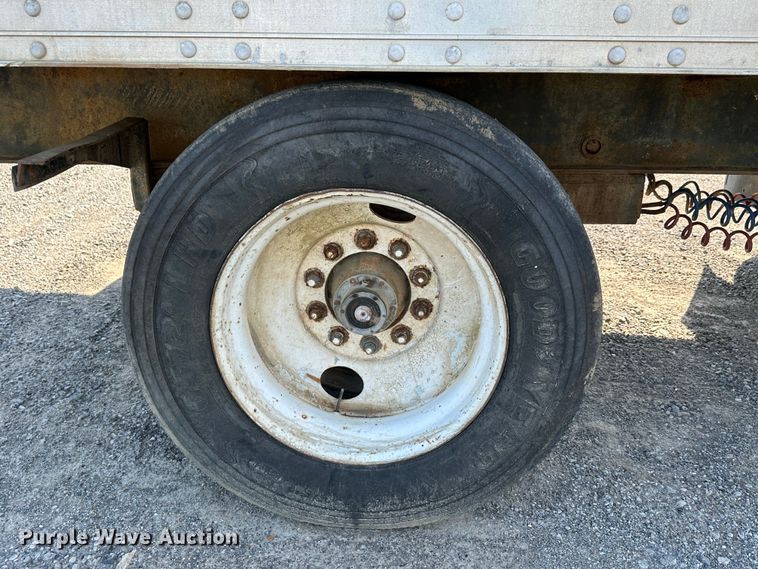 image for item DI0418 1993 Wilkins walking floor trailer