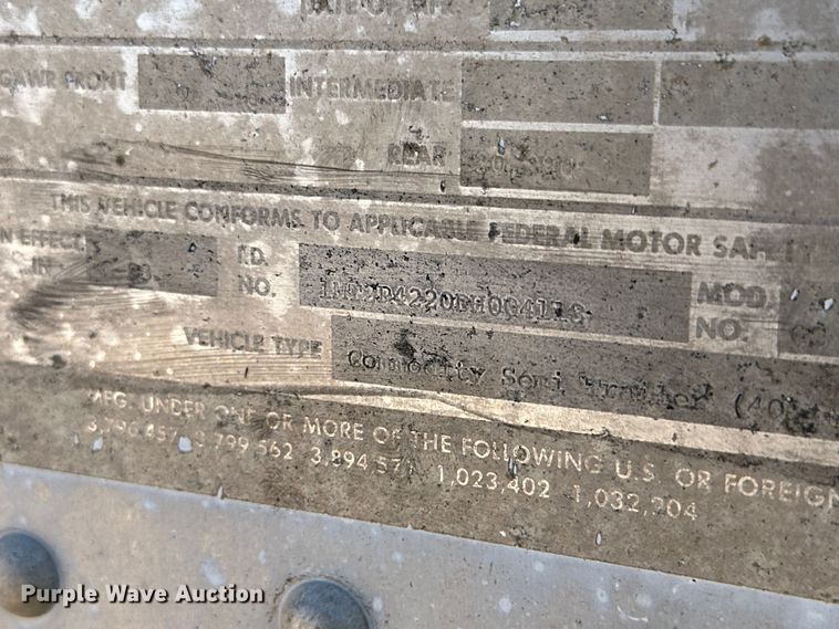 image for item DK6641 1983 Merrit 420-10 grain trailer