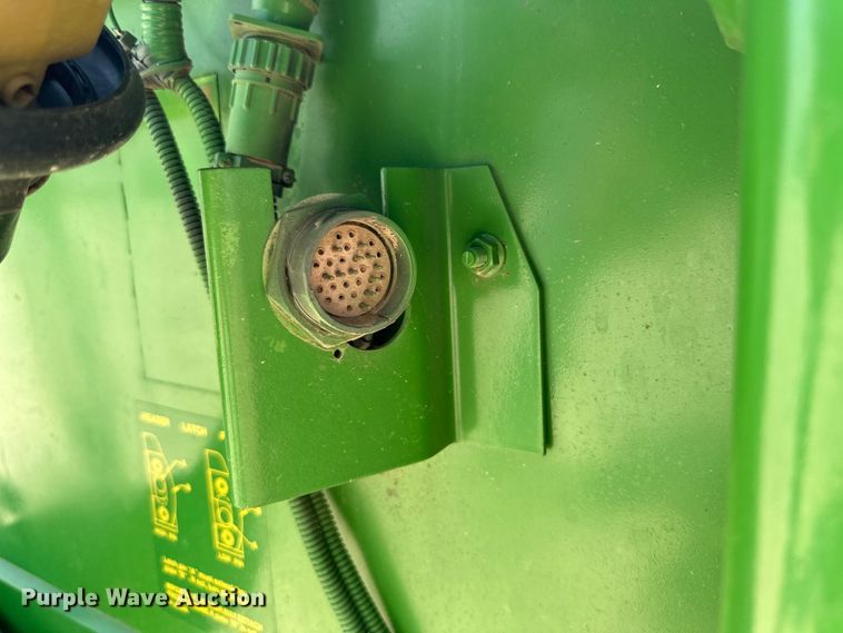 image for item DK6660 John Deere 653A all-crop head