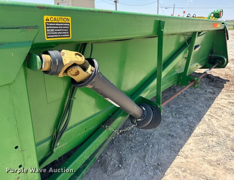 image for item DK6660 John Deere 653A all-crop head