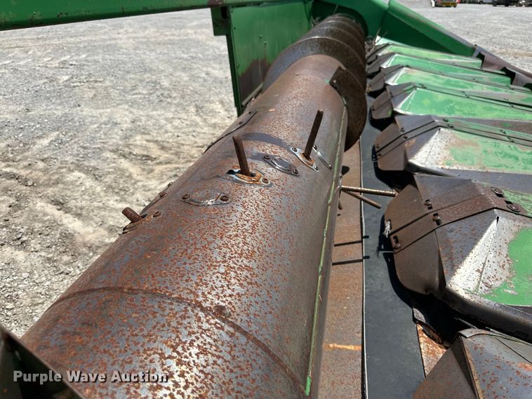 image for item DK6660 John Deere 653A all-crop head