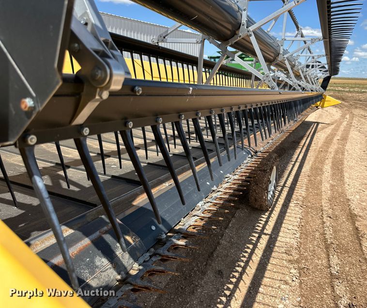 image for item DK6666 New Holland 88C draper head