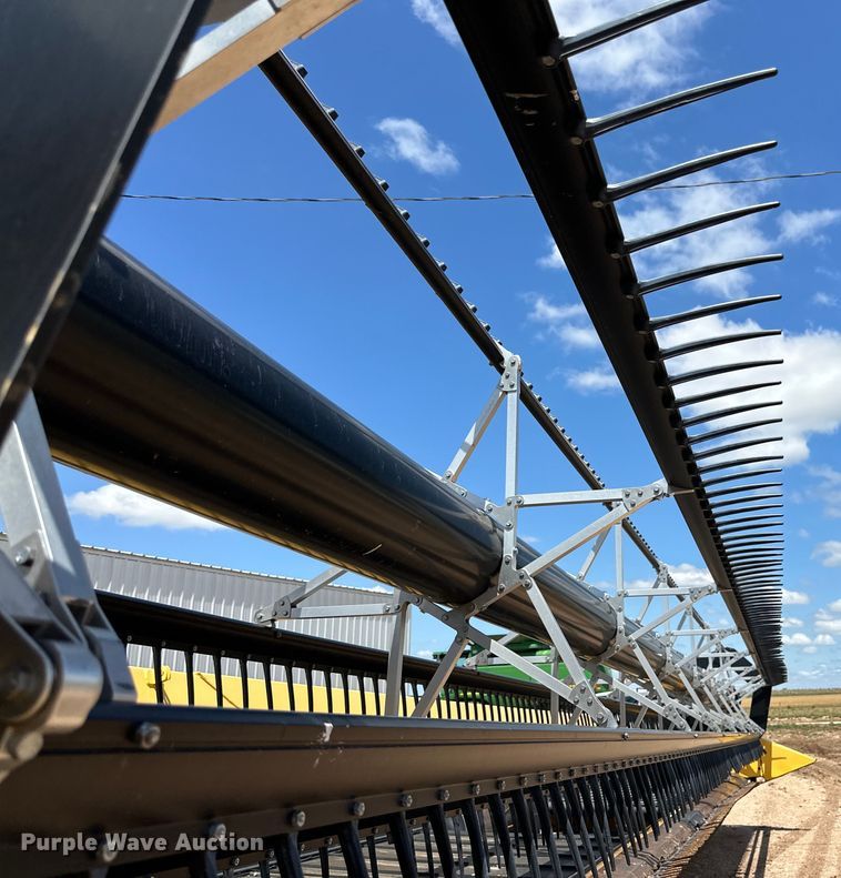 image for item DK6666 New Holland 88C draper head