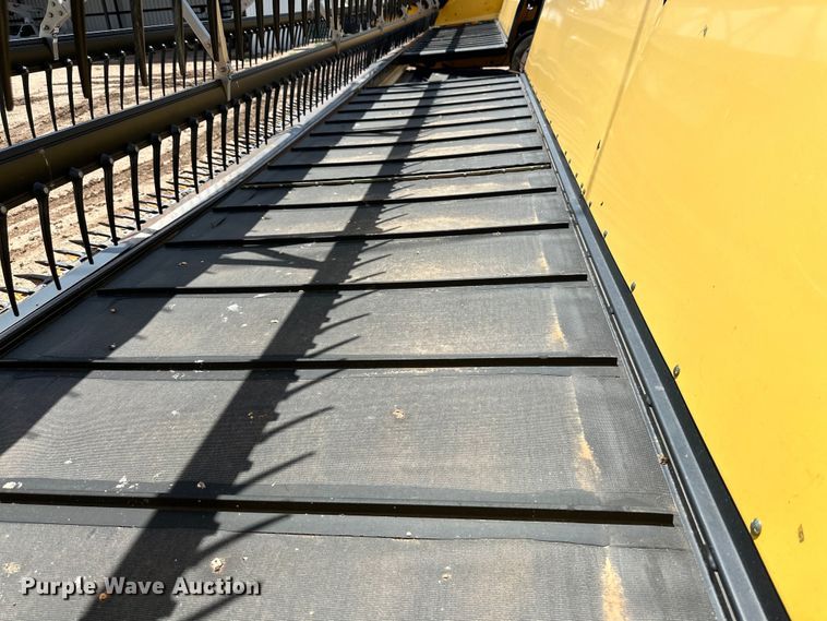 image for item DK6666 New Holland 88C draper head