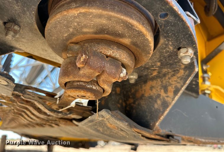 image for item DK6666 New Holland 88C draper head