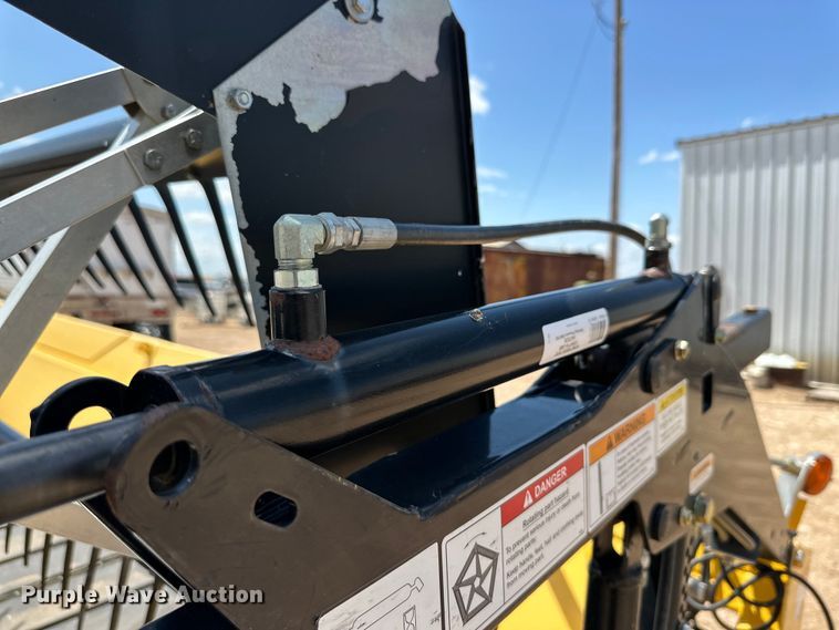 image for item DK6666 New Holland 88C draper head