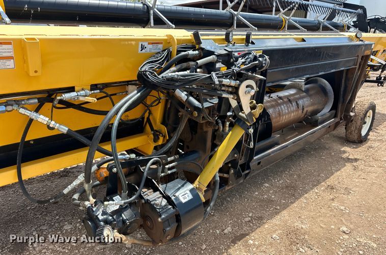 image for item DK6666 New Holland 88C draper head