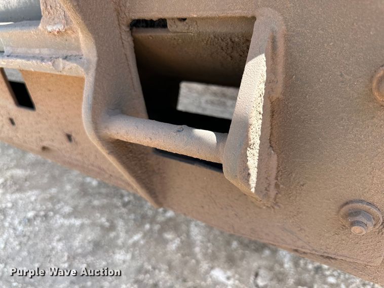 image for item DK6666 New Holland 88C draper head