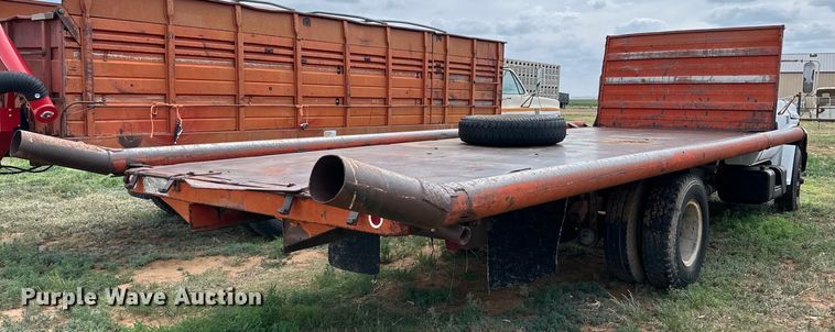 image for item DK6873 1975 Chevrolet C65 flatbed truck