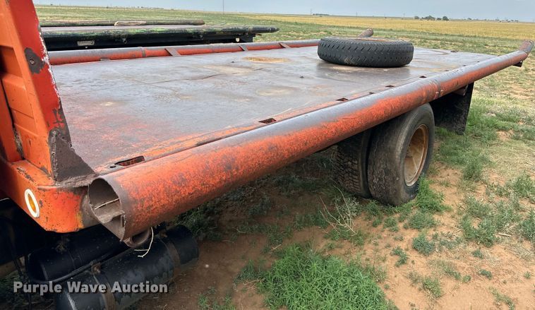 image for item DK6873 1975 Chevrolet C65 flatbed truck