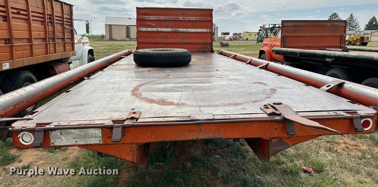 image for item DK6873 1975 Chevrolet C65 flatbed truck