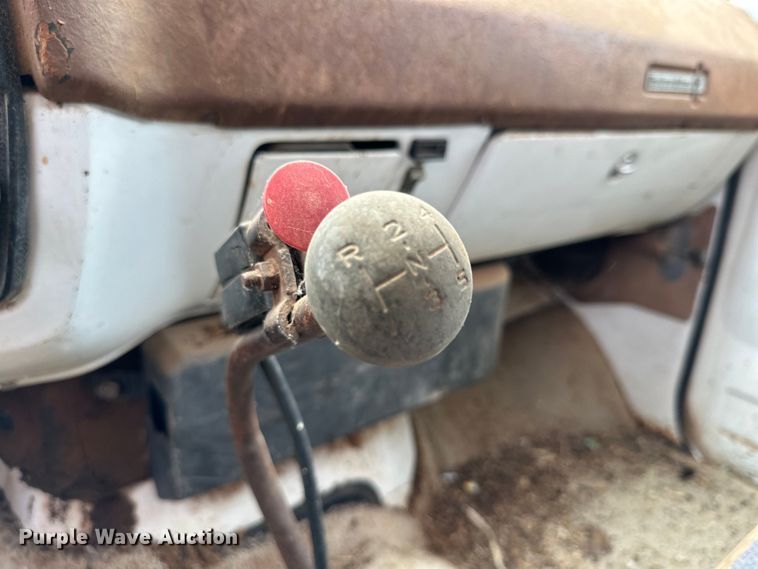 image for item DK6873 1975 Chevrolet C65 flatbed truck