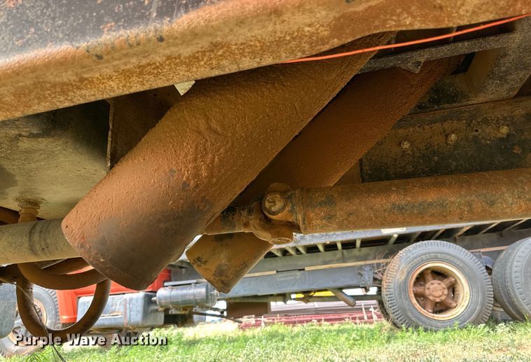 image for item DK6873 1975 Chevrolet C65 flatbed truck