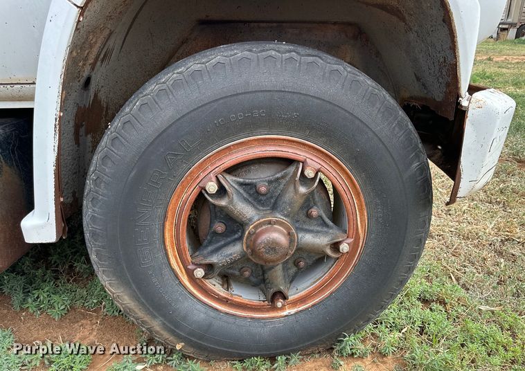 image for item DK6873 1975 Chevrolet C65 flatbed truck