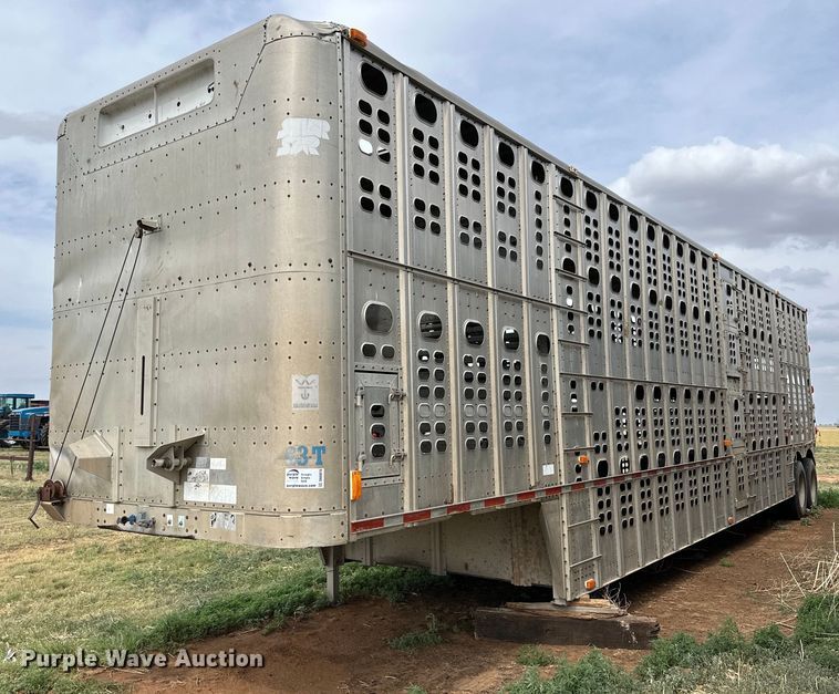 image for item DK6876 1995 Wilson PSDCL=302 livestock trailer