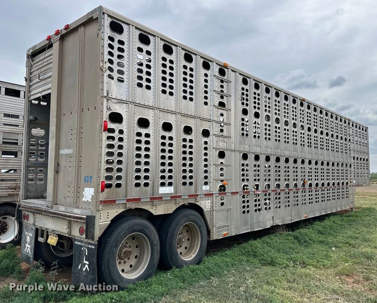 image for item DK6876 1995 Wilson PSDCL=302 livestock trailer