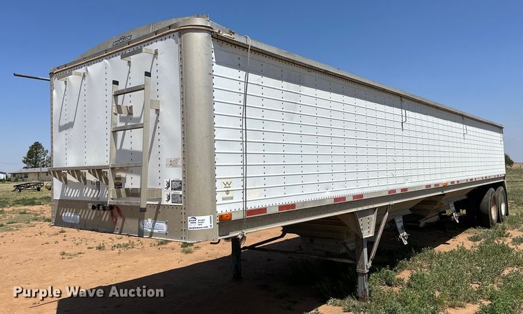 image for item DK6892 1993 Wilson DWH-200 grain trailer