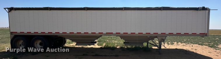 image for item DK6892 1993 Wilson DWH-200 grain trailer