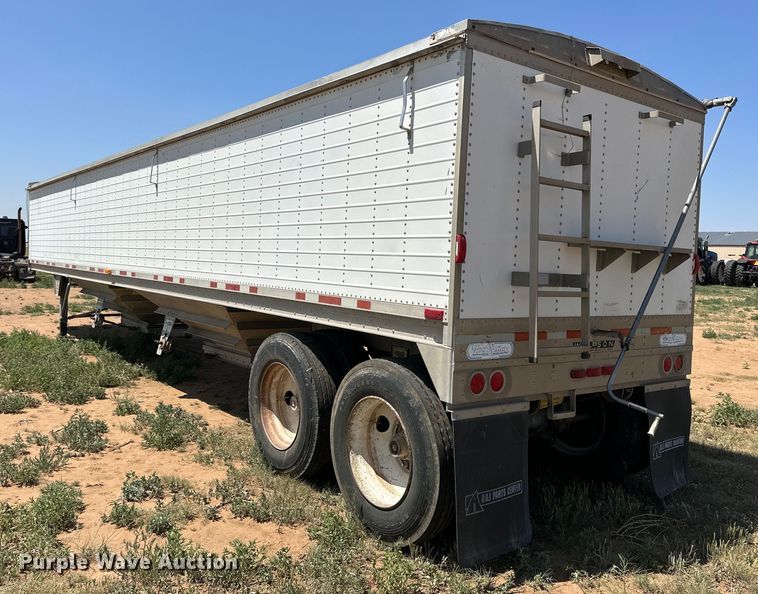 image for item DK6892 1993 Wilson DWH-200 grain trailer