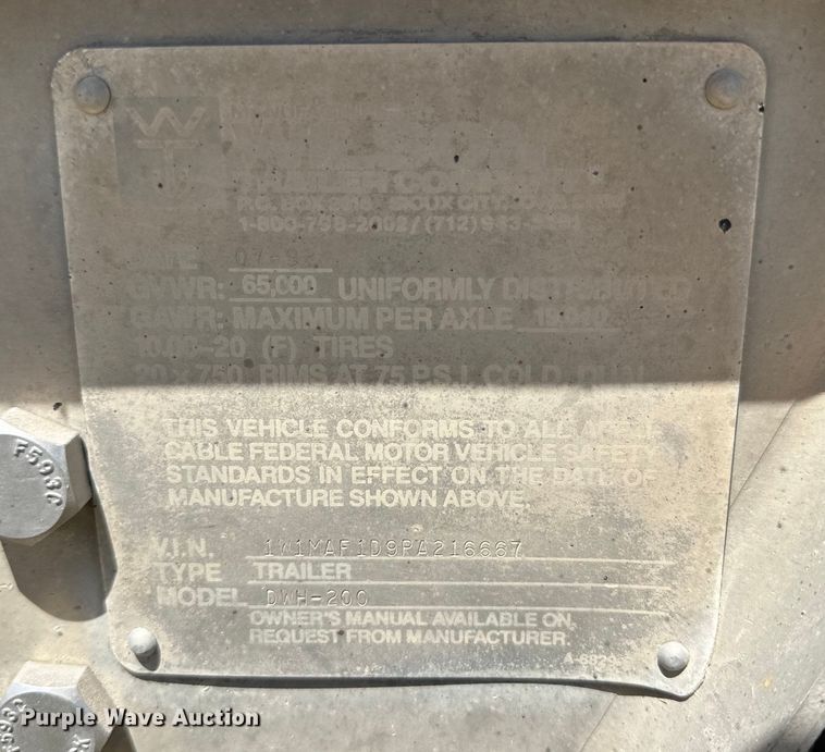 image for item DK6892 1993 Wilson DWH-200 grain trailer