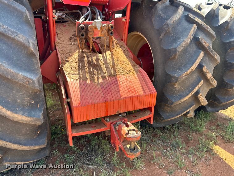 image for item DK6903 2004 Versatile 2425 4WD tractor