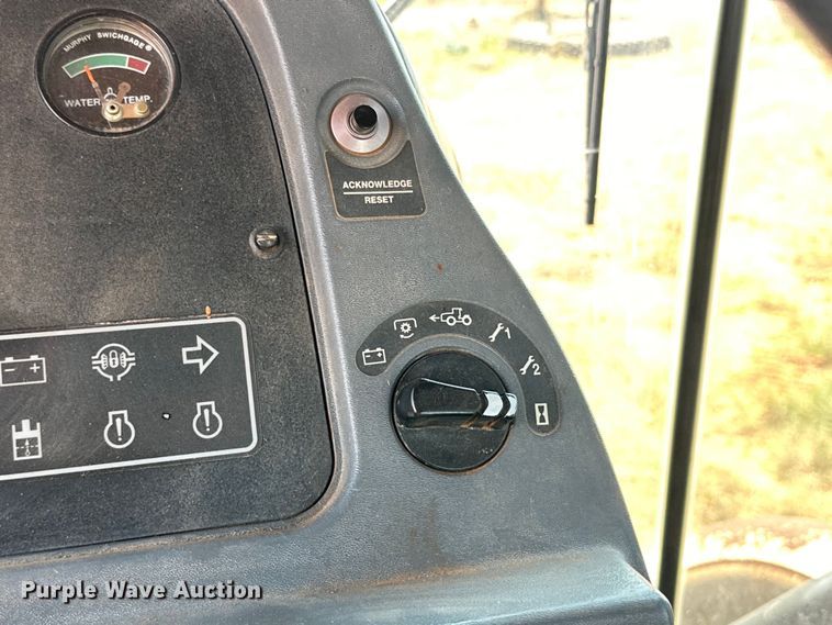 image for item DK6903 2004 Versatile 2425 4WD tractor