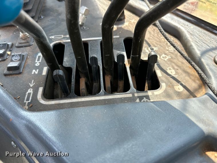 image for item DK6903 2004 Versatile 2425 4WD tractor