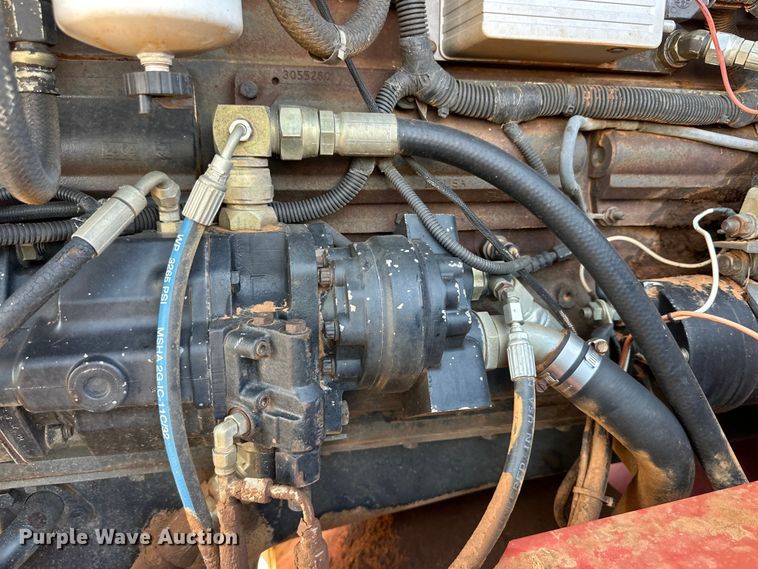 image for item DK6903 2004 Versatile 2425 4WD tractor