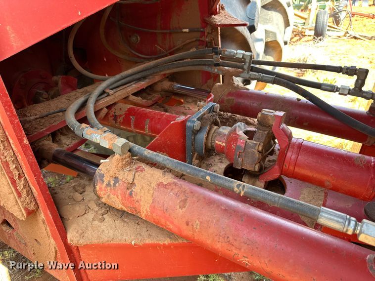 image for item DK6903 2004 Versatile 2425 4WD tractor