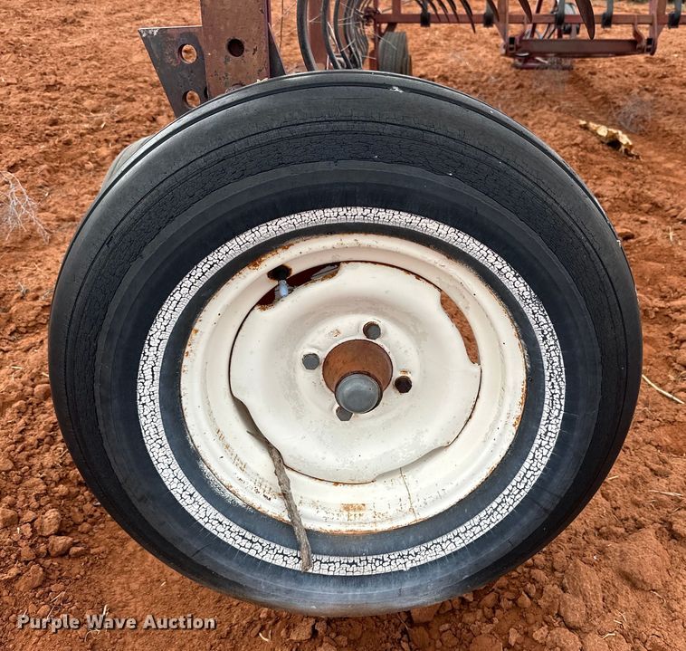 image for item DK6905 International chisel