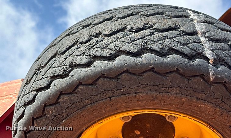 image for item DK6907 Sunflower 1433-32 double off-set disk