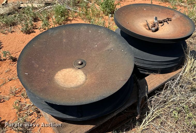 image for item DK6907 Sunflower 1433-32 double off-set disk