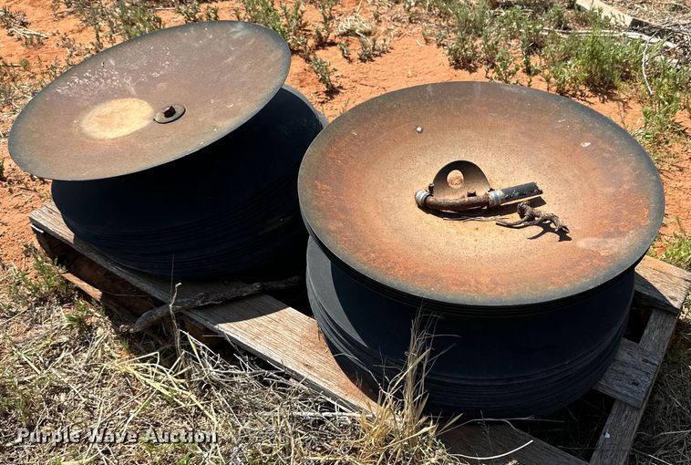 image for item DK6907 Sunflower 1433-32 double off-set disk