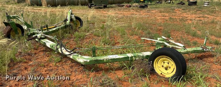 image for item DK6913 John Deere H240 tandem drill hitch