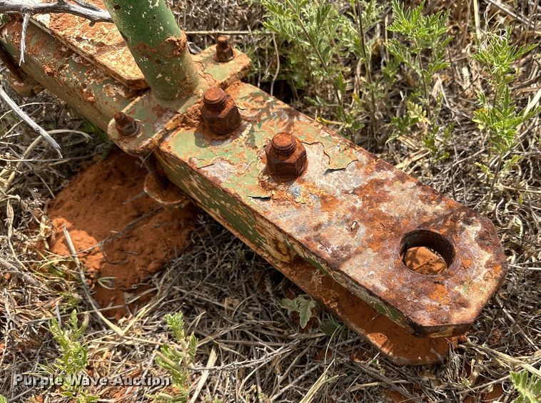 image for item DK6913 John Deere H240 tandem drill hitch