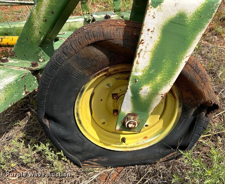 image for item DK6913 John Deere H240 tandem drill hitch