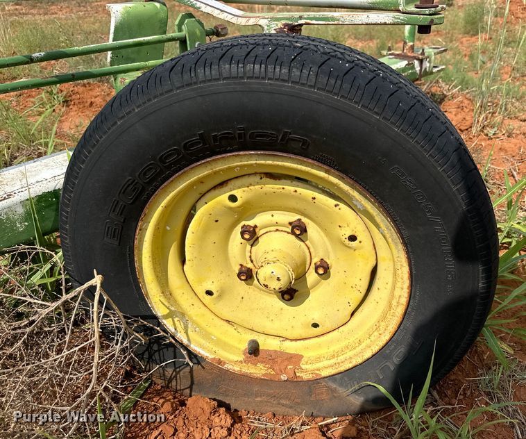 image for item DK6913 John Deere H240 tandem drill hitch