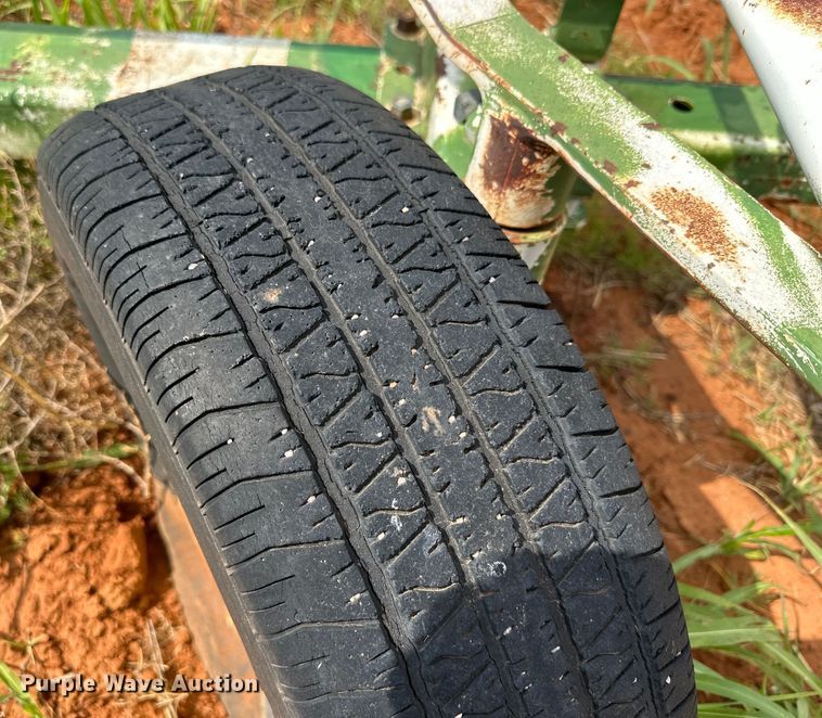 image for item DK6913 John Deere H240 tandem drill hitch