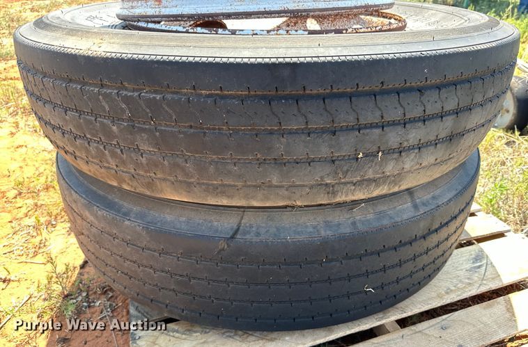 image for item DK6915 Tires and wheels